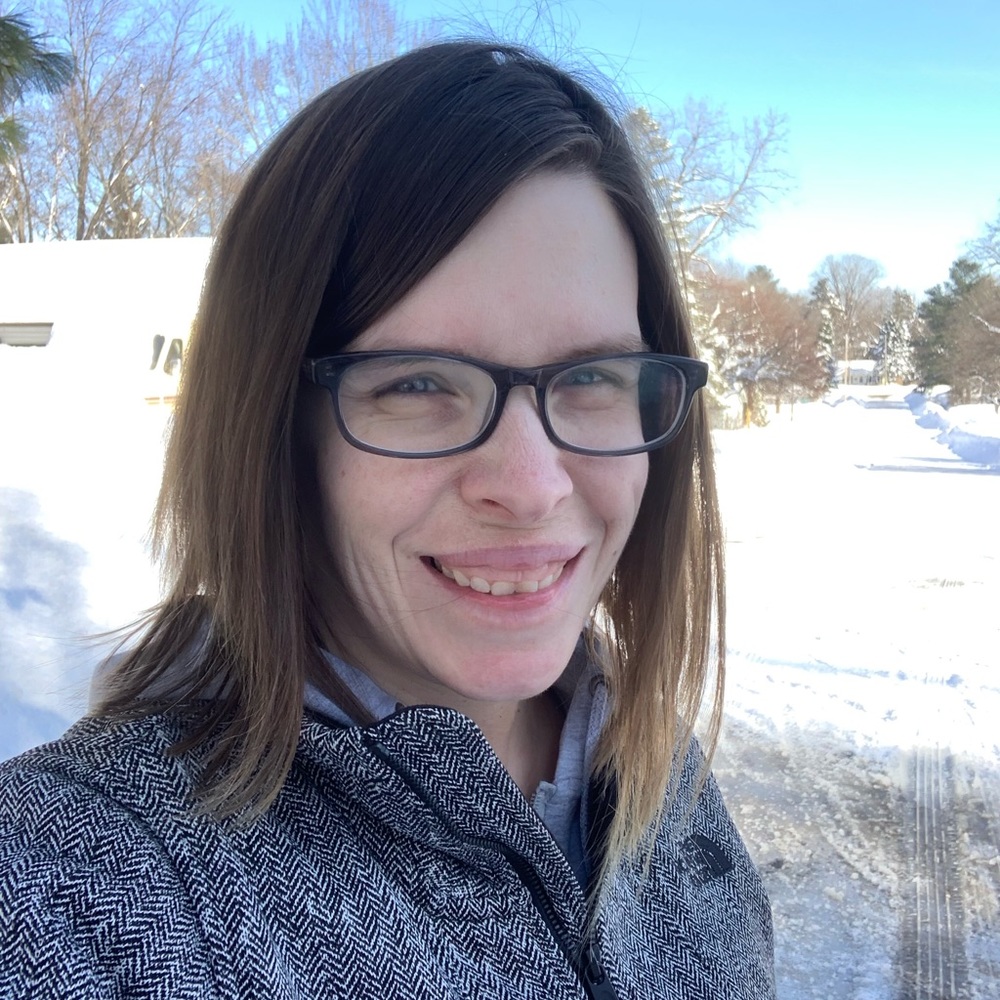 Meet your Posher, Nicole